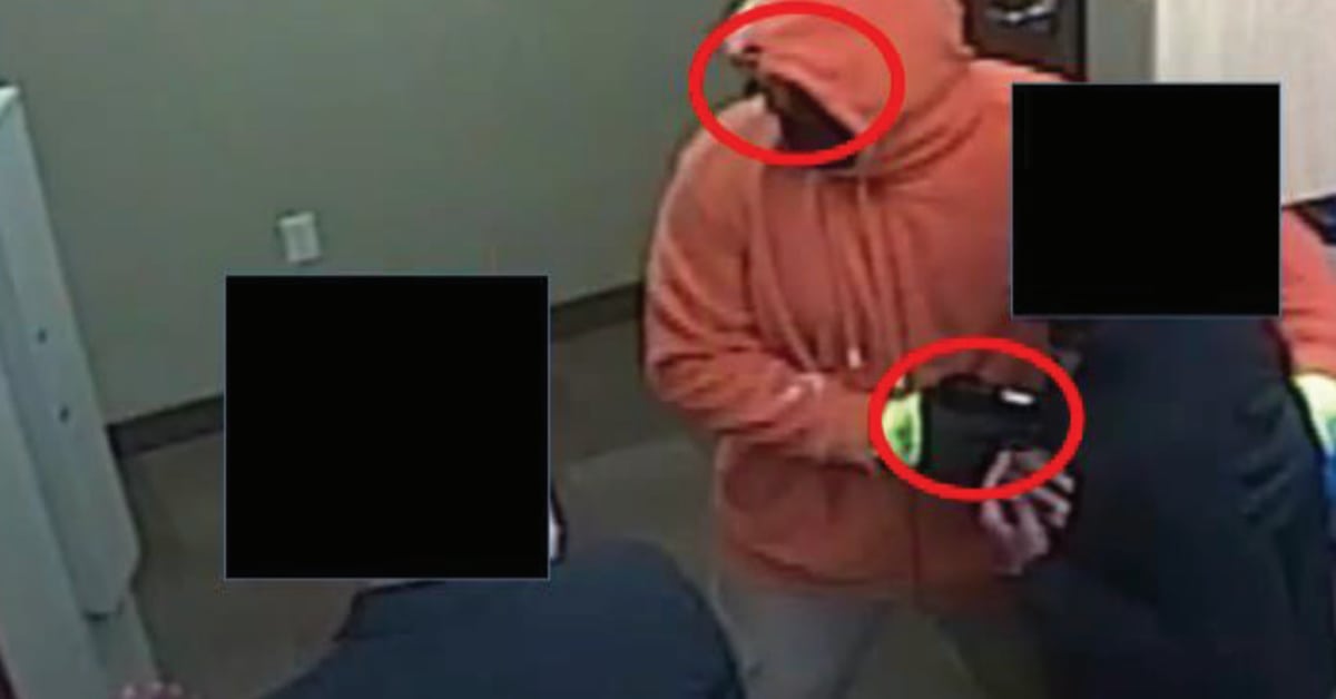 Charges Kansas City Chiefs 'superfan' attempted to rob two MN credit