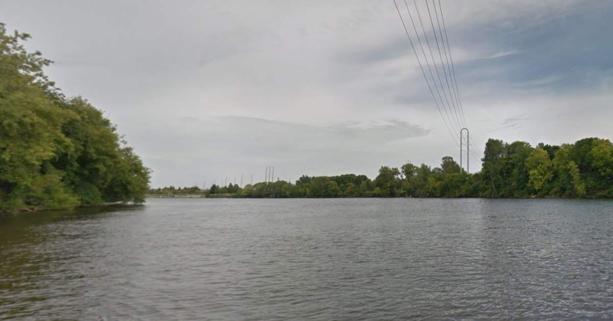 Body found in Mississippi River in Minneapolis' North Loop neighborhood