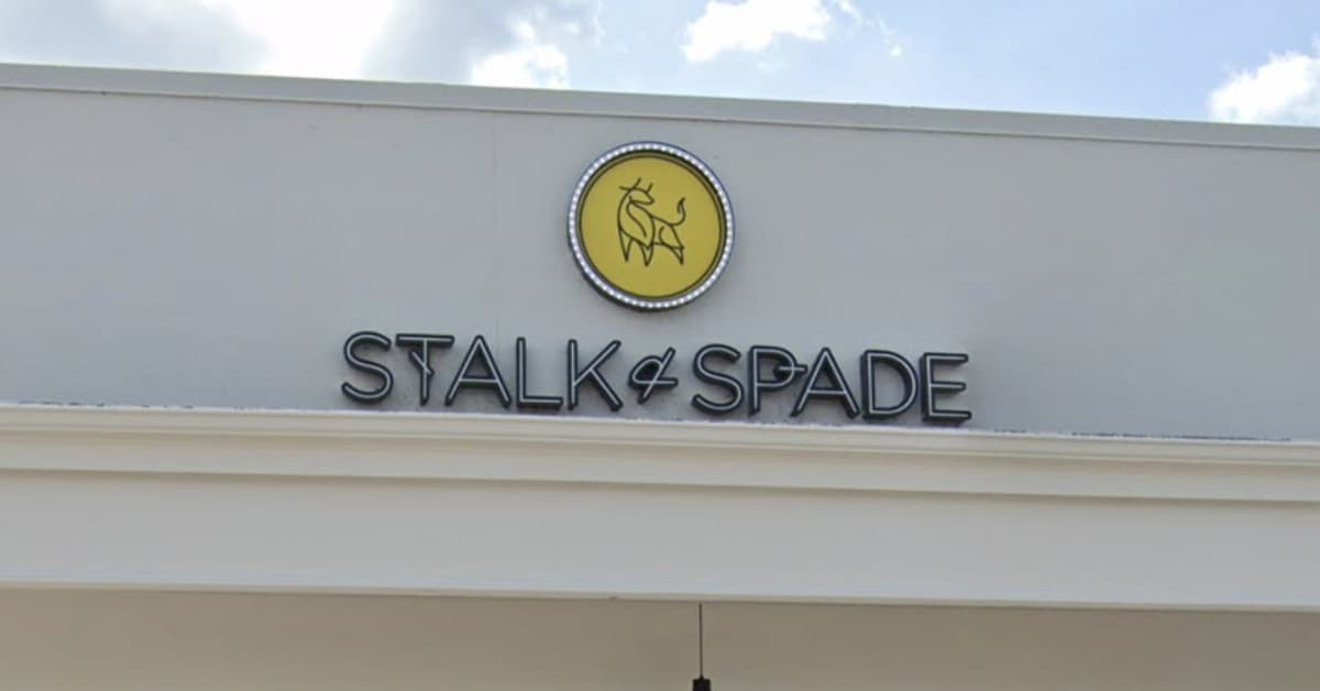Plantbased chain Stalk & Spade expands menu, opens new location