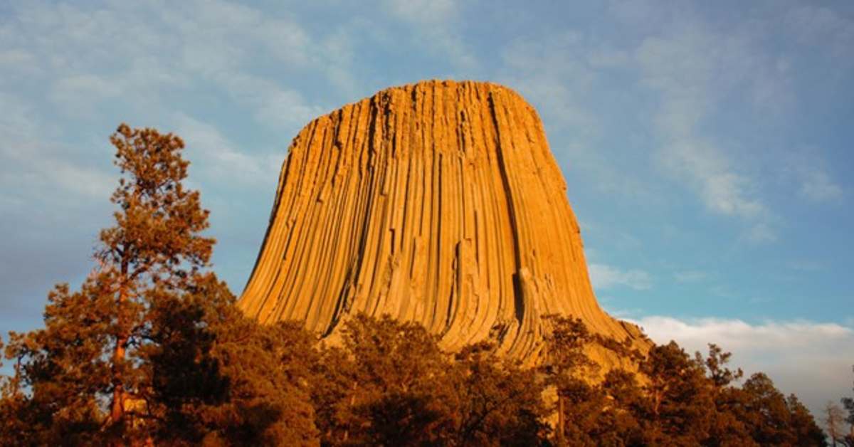Eau Claire rock climber falls to his death at Wyoming's Devils Tower