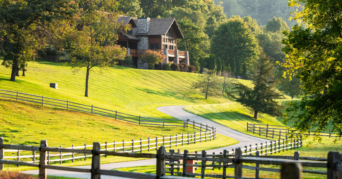 Southeastern Minnesota hunting estate listed for 11M Bring Me The News