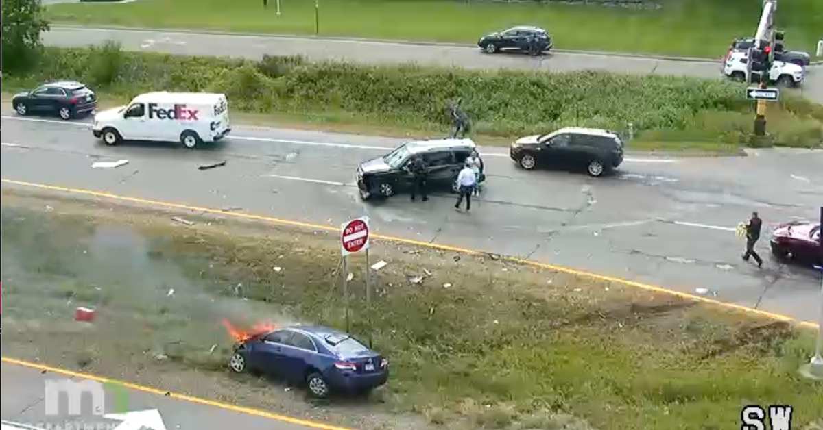 Woman killed in 3vehicle crash on Highway 55 in Plymouth Bring Me