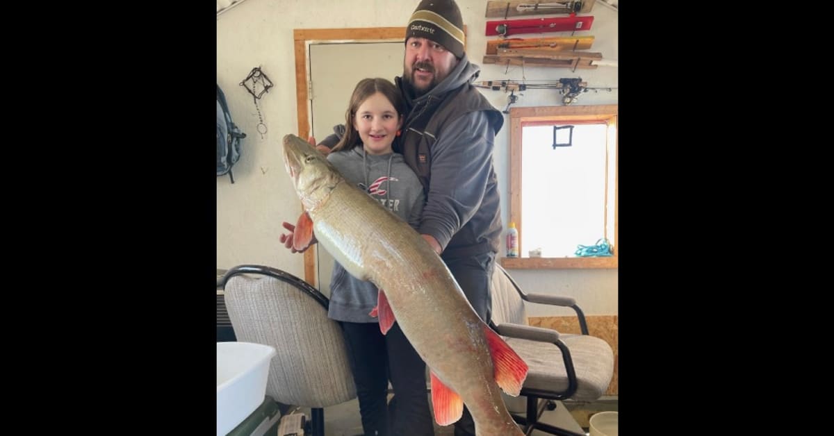 Wisconsin 10-year-old catches massive muskie on Minnesota's Lake of the  Woods - Bring Me The News
