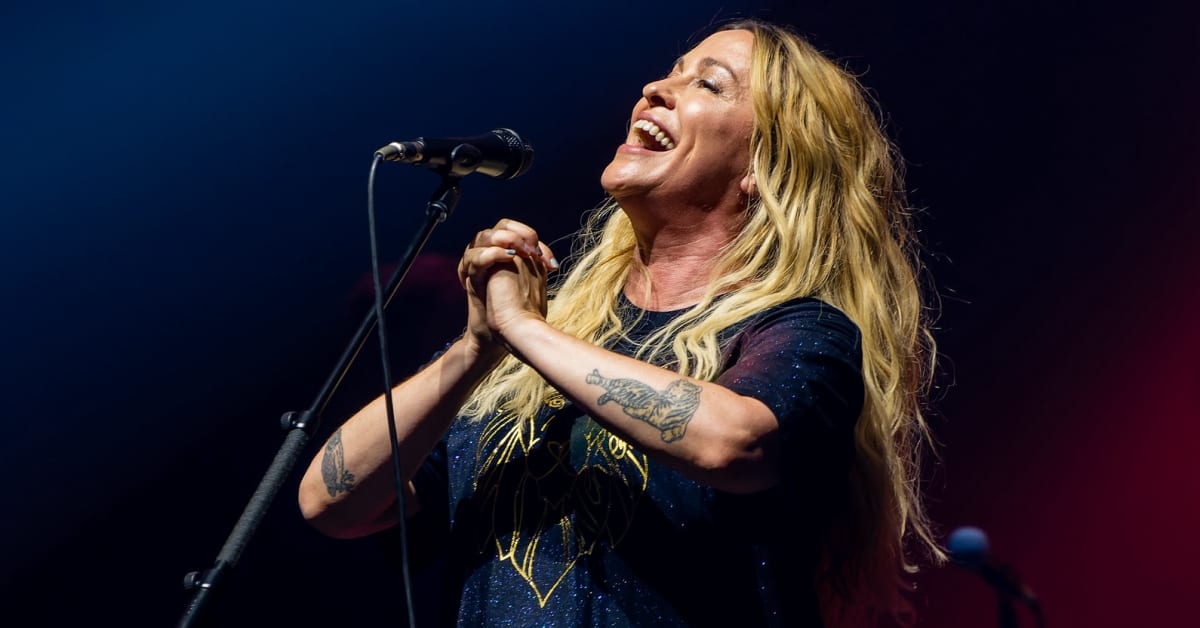 Alanis Morissette, Gwen Stefani, Red Hot Chili Peppers to headline new