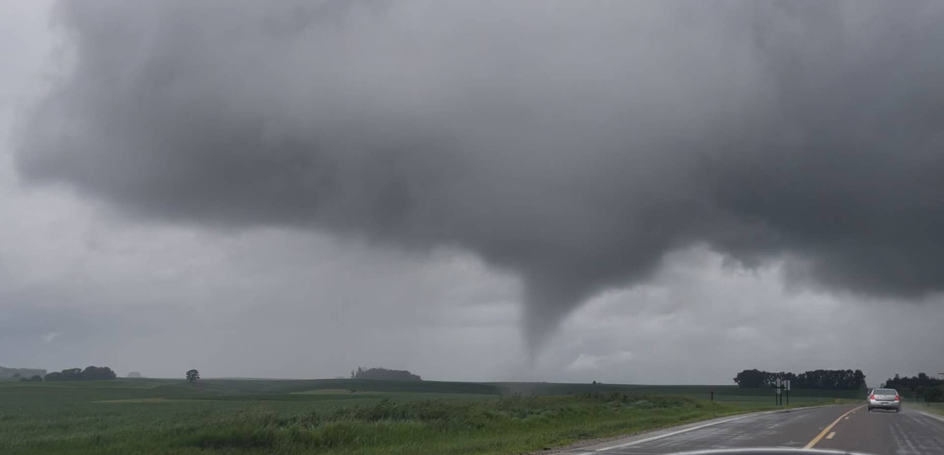 Tornado watch Thursday as storms intensify in southern Minnesota ...