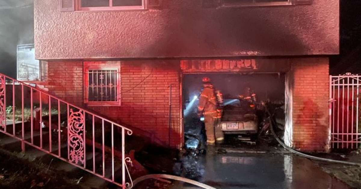 One man critically injured after early morning fire in St. Paul garage Bring Me The News