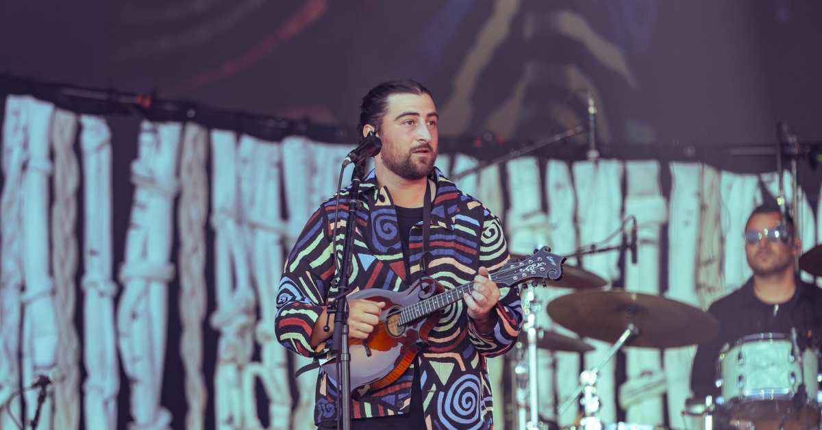 After slamming ICE ahead of Grammys, Noah Kahan announces Minneapolis stadium show - Bring Me The News