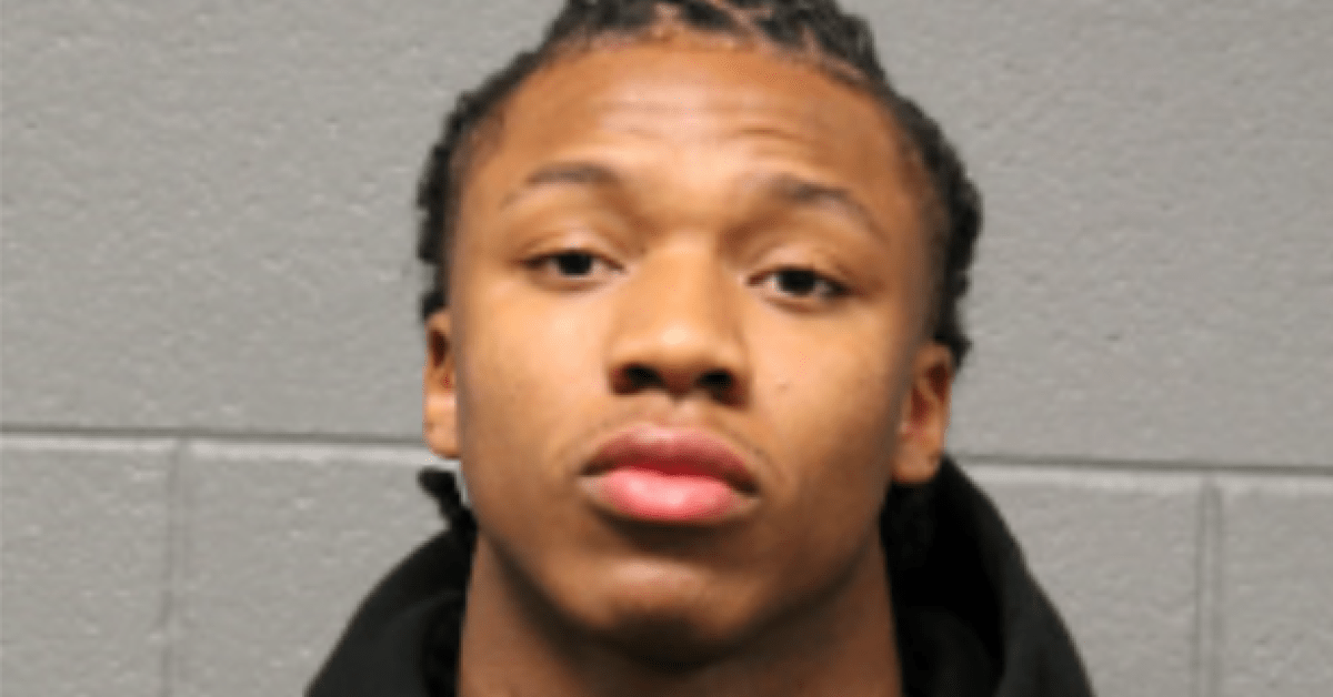 St. Olaf football player charged after fatal crash in Chicago Bring