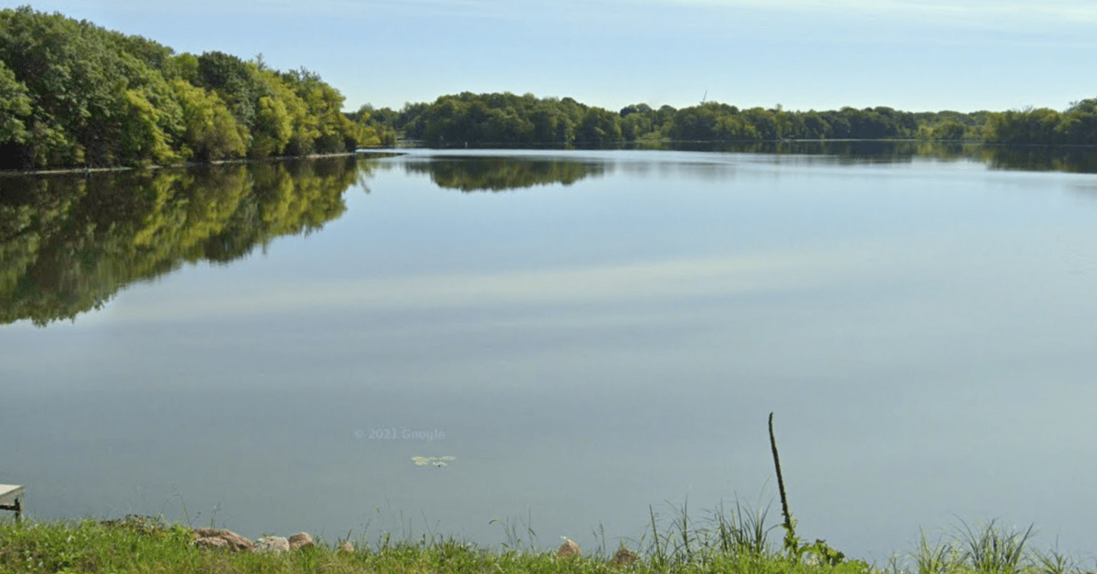 Fisherman finds body floating in Shakopee lake Bring Me The News