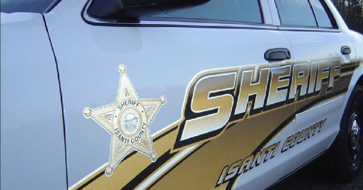 Arrest made after residents report suspicious man in Isanti area