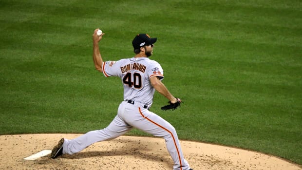 Twins miss out on Madison Bumgarner, who signs with Diamondbacks