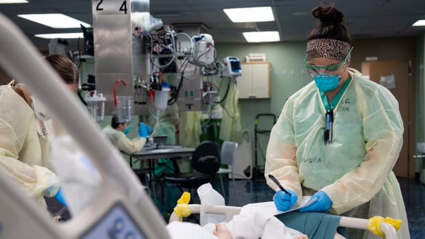 coronavirus, nurse