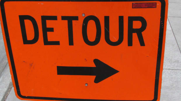 detour sign road construction