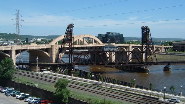 Robert Street Bridge on the Mississippi River in St. Paul