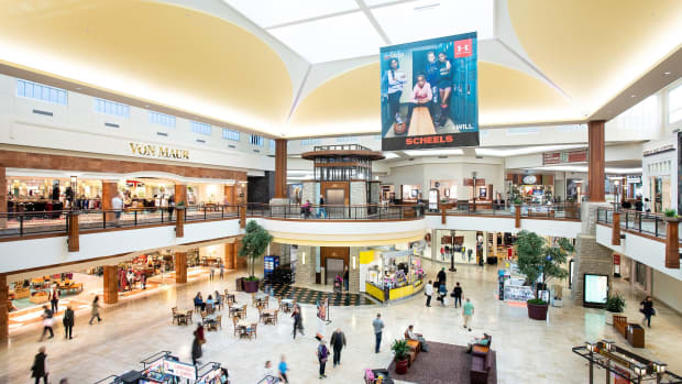 Minnesota Vikings Fan Shop at Eden Prairie SCHEELS