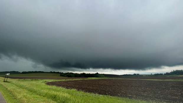 severe storm, severe weather, wall cloud