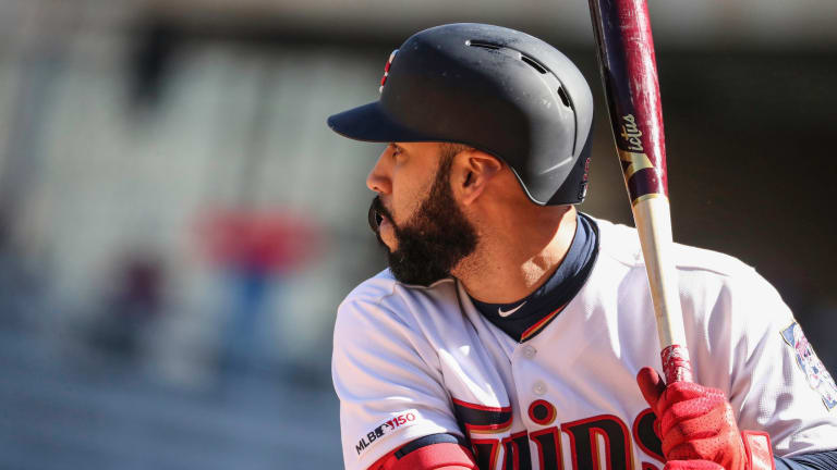 It's all business for Marwin Gonzalez against ex-Astros teammates