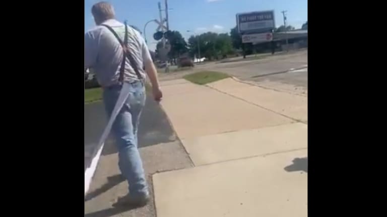 Man who yelled at young BLM protesters in viral video apologizes ...