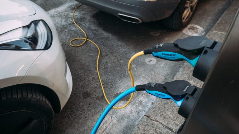 Plymouth to add 115 electric vehicle charging stations for public use