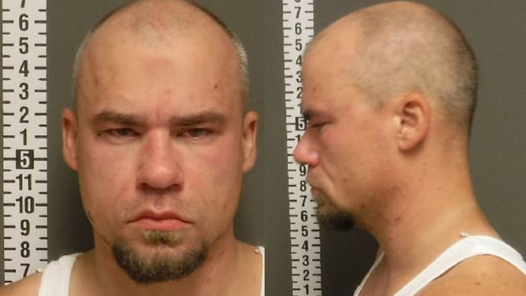 Police: Registered sex offender armed with gun wanders into 2 Fargo homes