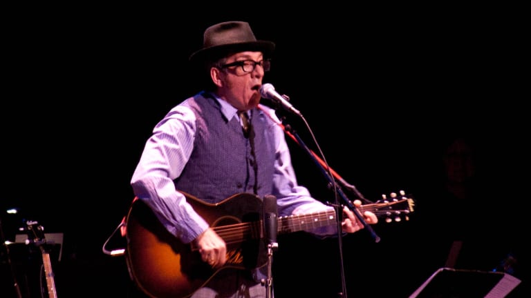 Elvis Costello cancels Mystic Lake show, will play vaccine-requiring First Ave instead