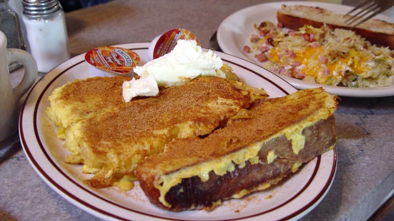 Guy Fieri-approved spot named best 'hole-in-the-wall' diner in Wisconsin