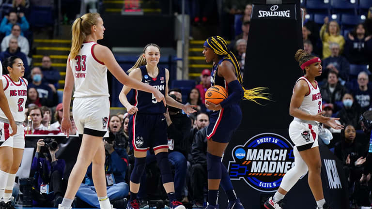 Paige Bueckers goes off in double-OT, helps UConn to Final Four in Minneapolis