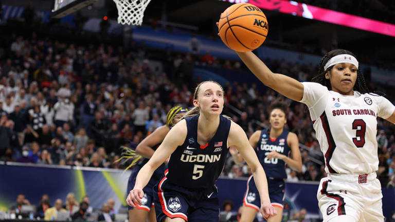 UConn's rally comes up short, South Carolina wins national title