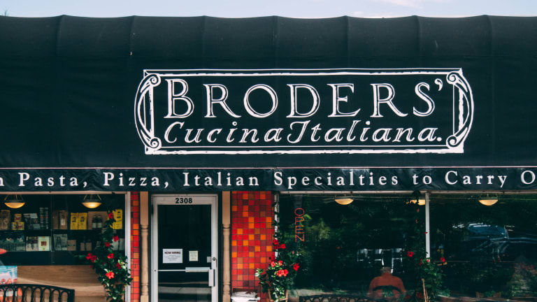 Almost 6 months after oven fire, Broders Cucina Italiana is slinging pizza again