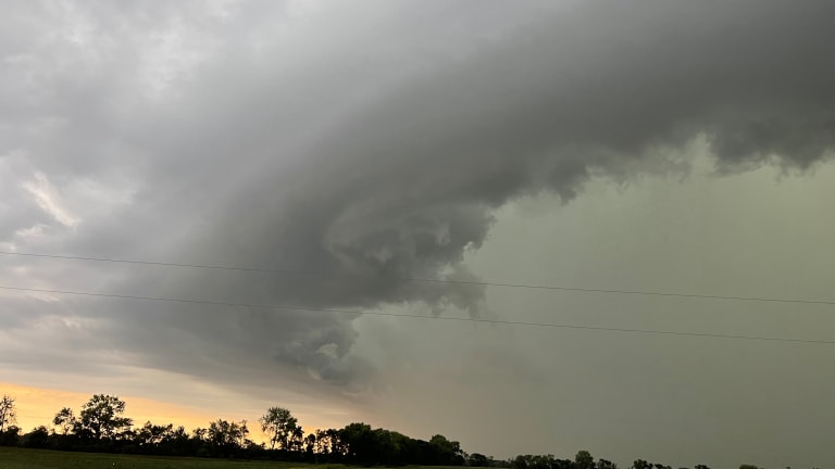LIVE UPDATES: Twin Cities placed in severe t-storm watch; tornadoes south