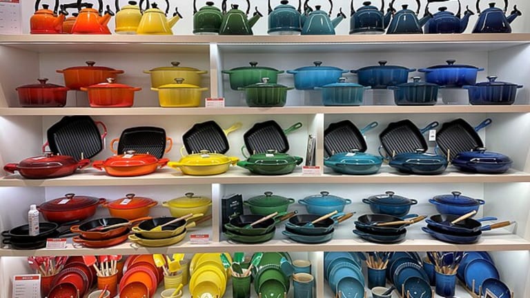 Shop Le Creuset's Factory-to-Table Sale Online