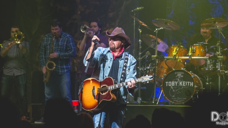 Country star Toby Keith backs out as Minnesota festival headliner due to stomach cancer