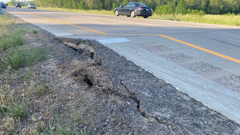 Interstate 35 near Rush City suffers 'major road buckle'