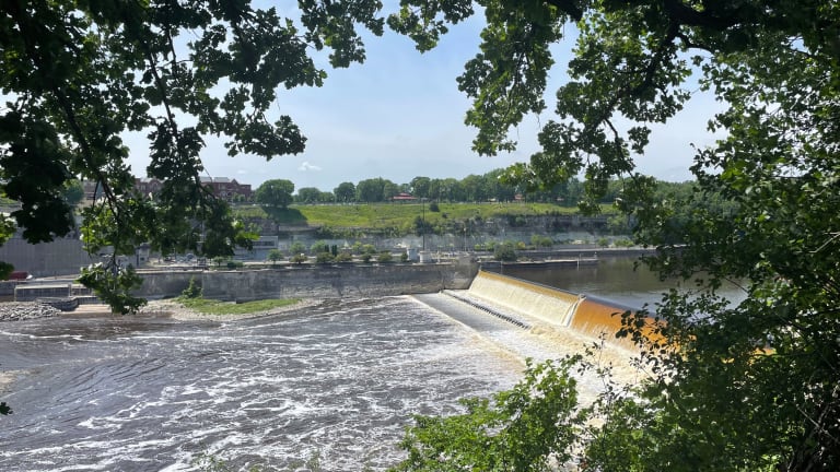 Body recovered from Mississippi River near hydro plant in St. Paul
