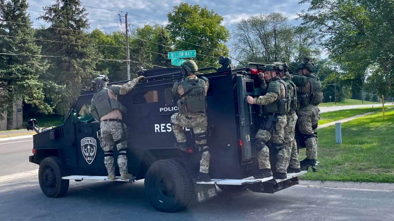 SWAT presence in Eagan neighborhood Tuesday morning
