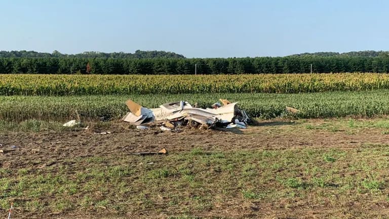 2 dead after plane en route to Red Wing airport crashes