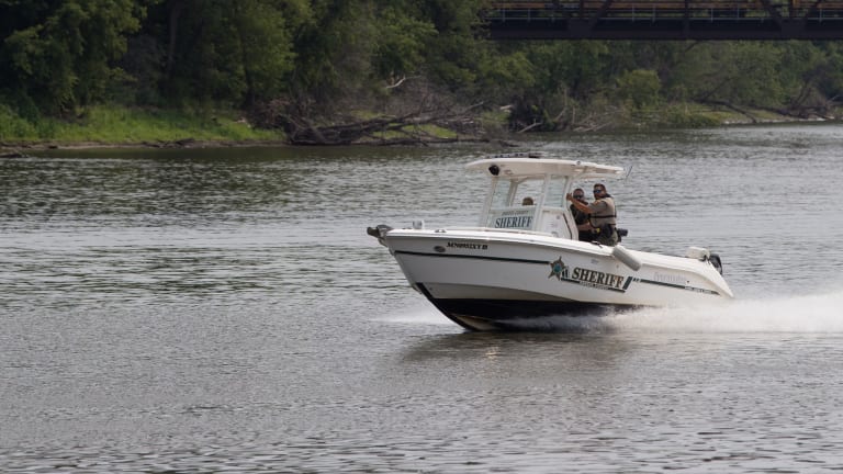 Man killed, woman seriously injured in Hastings boating collision