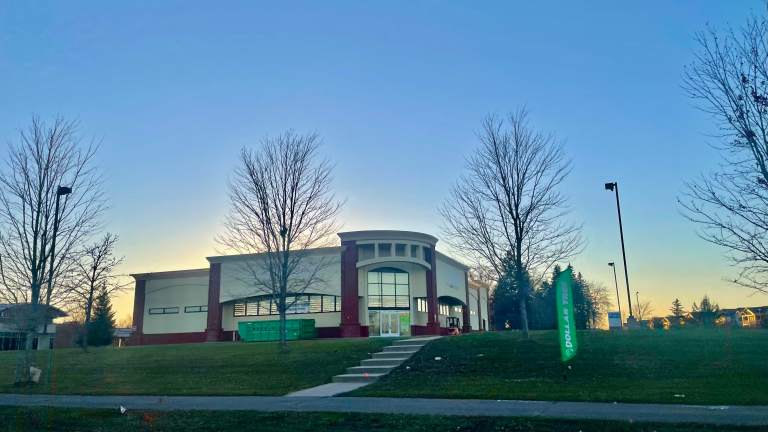 Dollar Tree replacing former CVS in Lakeville - Bring Me The News