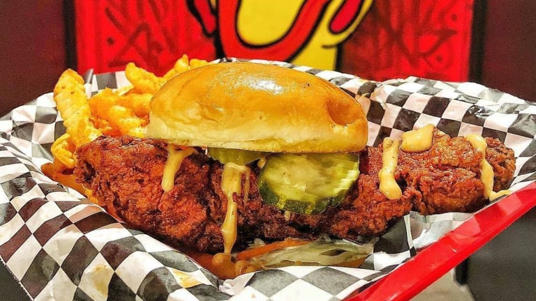 Dave's Hot Chicken lines up Twin Cities entrance with the help of Kris Humphries and family