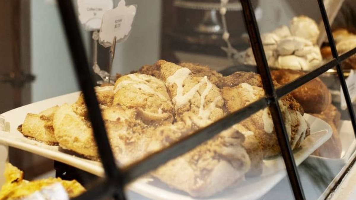 why salty tart bakery abruptly closed its minneapolis location bring me the news
