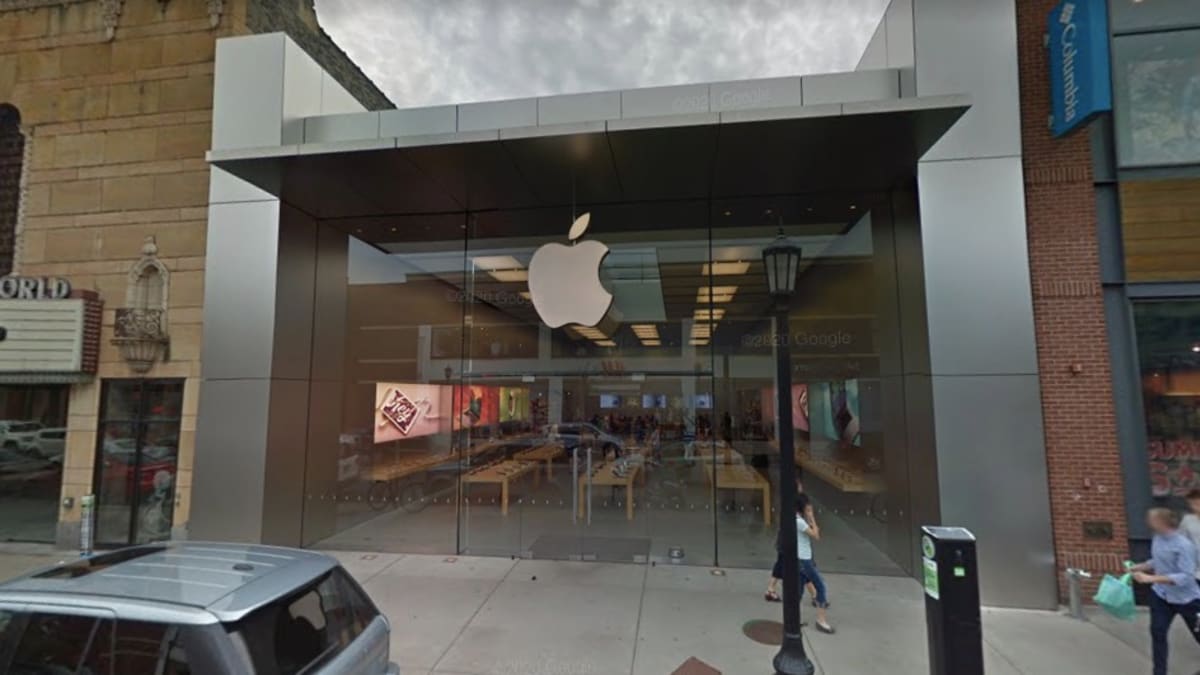 Apple permanently closes Minneapolis store, suffers fire at Las