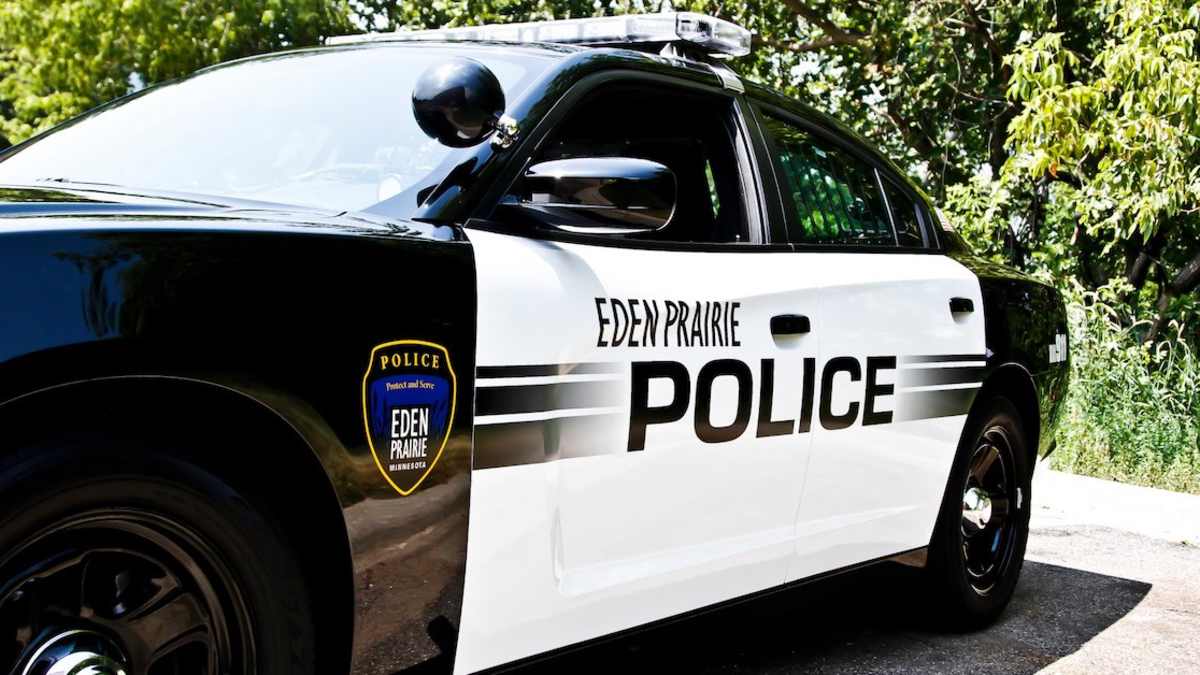 People Are Throwing Rocks Through Vehicle Windows In Eden Prairie Bring Me The News