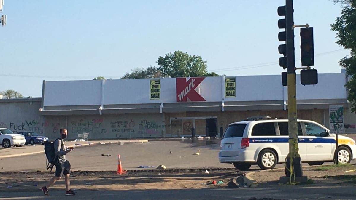 What East Lake Street Looks Like Now, After the Riots in