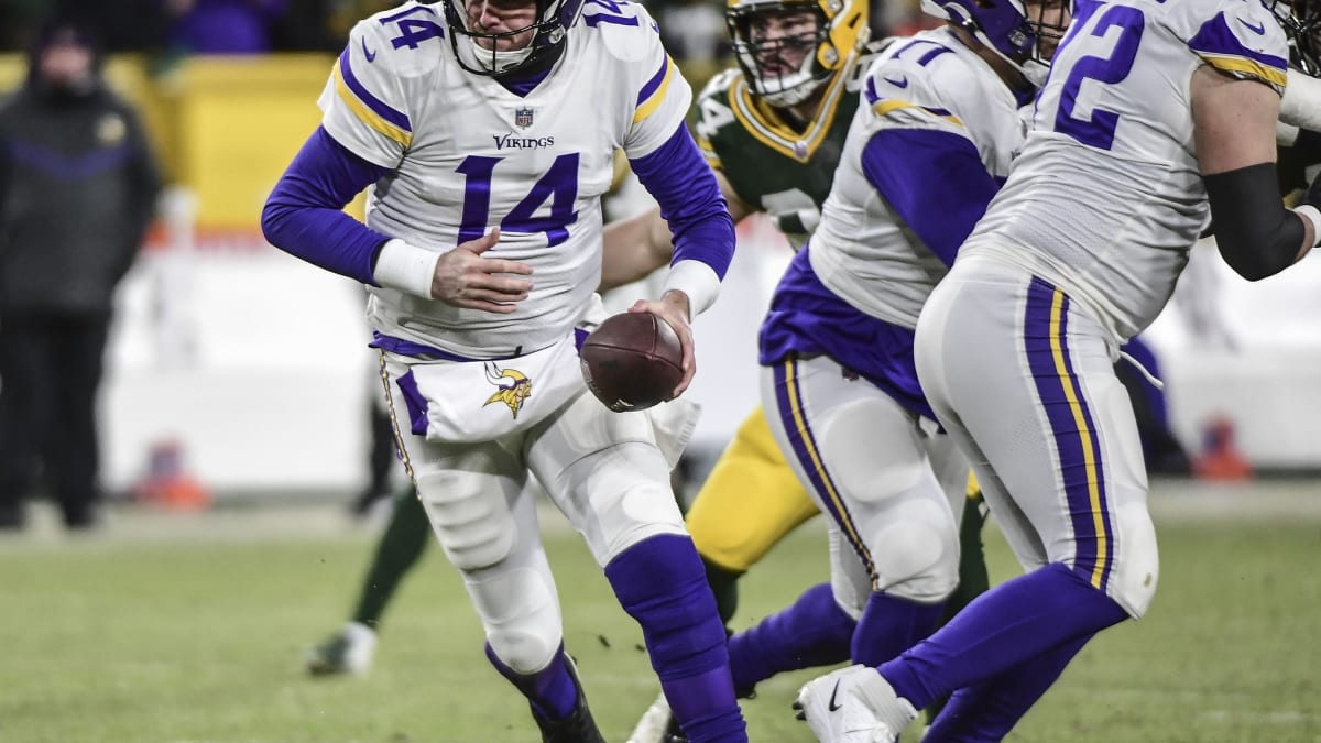 Vikings re-signing QB Sean Mannion on one-year deal