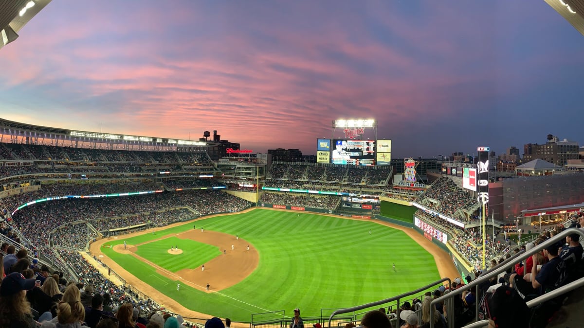 Target Field Photograph by Lyle Huisken - Pixels