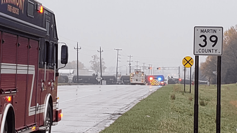 Train carrying ethanol derails in southern Minnesota