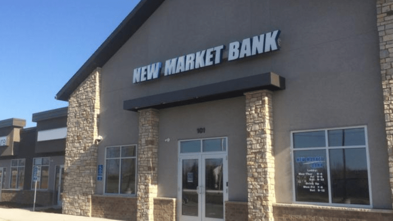 Search for suspect after bank robbery in Elko New Market