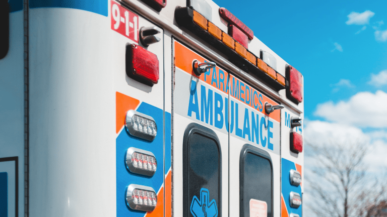 Two hospitalized after multi-vehicle crash on I-394 in Hopkins