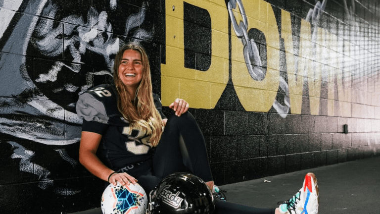 Sarah Fuller, who famously kicked for Vanderbilt football, signs with Minnesota Aurora