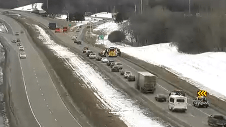 Crash closes Interstate 35E northbound in Burnsville
